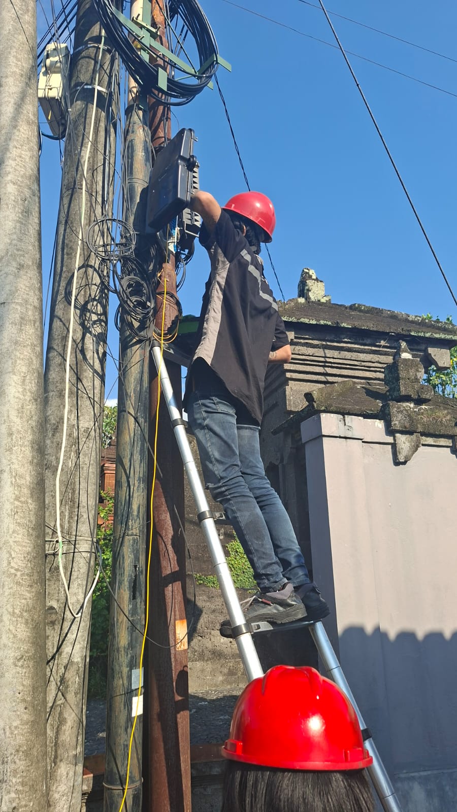 WhatsApp Image 2025-10-14 at 20.57.12